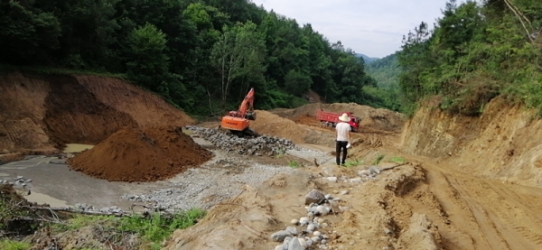 陜西金平礦業(yè)有限公司新建飾面用花崗石礦尾渣綜合利用項目土地埡排渣場